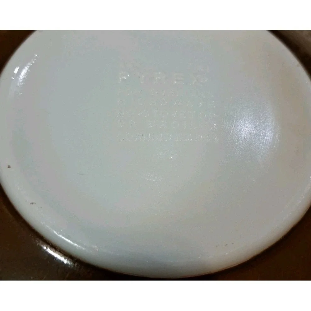 Vintage Pyrex Brown Woodland #444 Cinderella Mixing Bowl 4 Qt